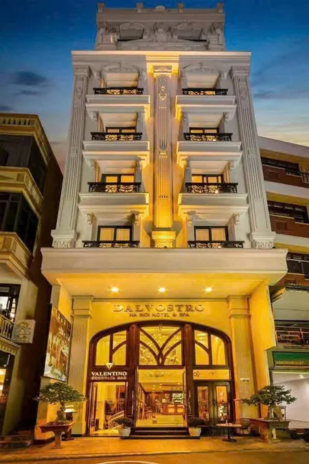 TOÀ KHÁCH SẠN 5* Víp cực VIP Mặt phố Bảo Khánh, Đẹp nhất quận Hoàn Kiếm, trung tâm phố cổ Hà Nội