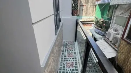 Toà căn hộ phố Từ Hoa - trước nhà là khách sạn Sheraton - view Hồ Tây thoáng vĩnh viễn - dòng tiền