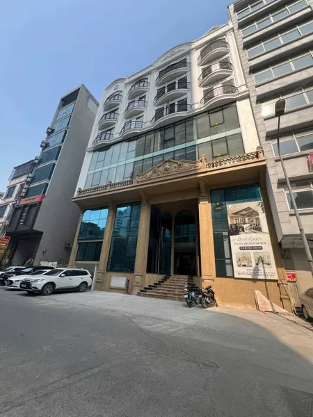 Bán đất mặt phố gần Kim Đồng, Hoàng Mai, hơn 100m², vỉa hè rộng, xây tòa 9–10 tầng, giá 2X tỷ