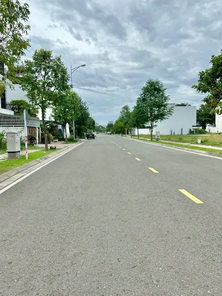 Bán đất biệt thự khu FPT, view sông Cổ Cò, diện tích 665m2, 2 mặt tiền, giá 39,9 tỷ