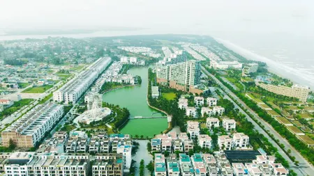 Bán gấp liền kề 5 tầng gần biển, khu đô thị FLC Sầm Sơn, Thanh Hóa, giá sốc chỉ 4.65 tỷ