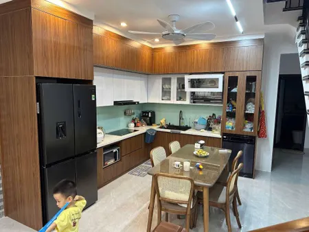 Bán căn hộ dịch vụ 7 tầng tại Tam Trinh, ngõ ô tô 7 chỗ gồm 25 phòng thang máy - Dòng tiền ổn định 1,3 tỷ/năm