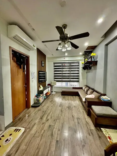 Bán căn hộ khu 3 chung cư Thanh Hà, Hà Nội, diện tích 67m2, giá 2.4 tỷ