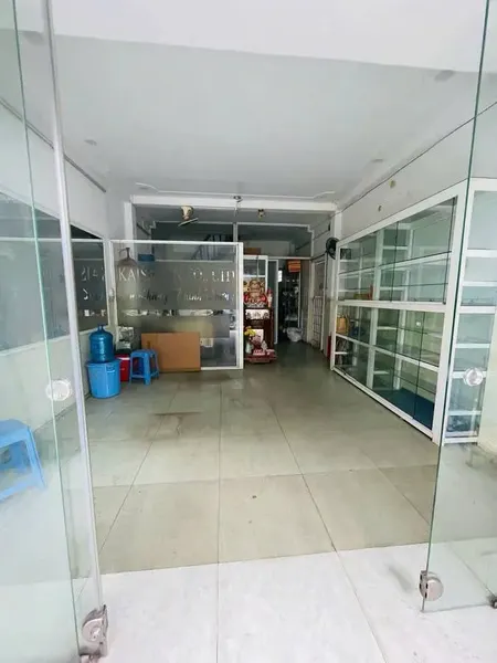 Bán nhà mặt tiền kinh doanh Hồng Lạc, cho thuê 20tr/th, 60m2, ngang 4.2m, KD tốt, 11.6 tỷ TL