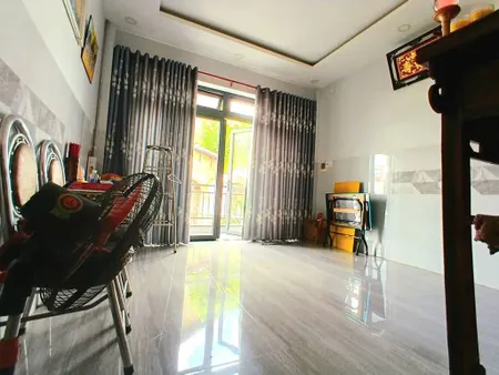 Nhà Mặt tiền kinh doanh Nguyễn Bá Tòng, sát Bảy Hiền, 72m2, 4 tầng, 4x18m, Chỉ 10.5 tỷ TL