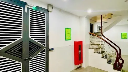 Bán gấp – tòa chdv 52m2-Láng Hạ Đống Đa – 10 phòng khép kín full nội thất
