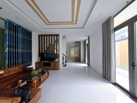 Siêu phẩm nhà phân lô Tây Nam Linh Đàm, 6 tầng, thang máy, vỉa hè, ô tô tránh, giá chỉ 19.98 tỷ