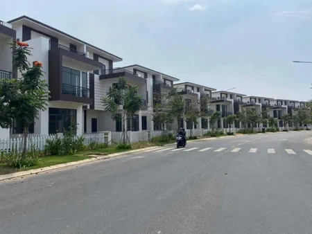 Bán nhanh biệt thự Eco Central Park Vinh, diện tích 162m2, 8.1 tỷ, pháp lý đầy đủ