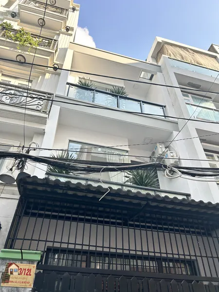 NHÀ MỚI Ở NGAY, NGAY EMART 2, TRƯỜNG HỌC TÂN SƠN, HẺM NHỰA Ô TÔ THÔNG THẲNG TRỤC, 4 TẦNG ĐÚC, 4 PN, DT 52 M2