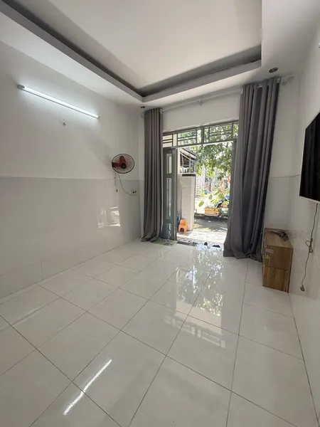NHÀ 2 TẦNG HẺM OTO ĐỖ CỬA - 46m2 - 3,5 tỷ