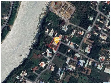 Bán đất 1367.7m² giá 13.5 tỷ Phường Tân Uyên