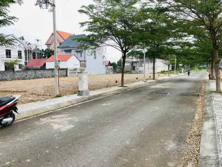 Bán lô đất tại Tân Phú Trung, Củ Chi, 80m2 full thổ, ngân hàng cho vay 70%, SHR. Giá 2 tỷ (TL thêm)