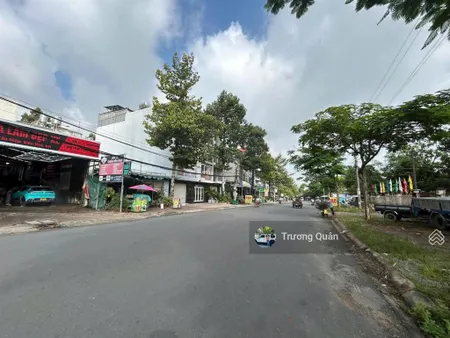 Bán 3 lô liền kề mặt tiền kinh doanh đường 12m trục chính kdc đinh thuận p. tân hiệp