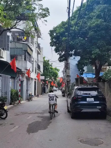 Bán lô đất mặt tiền kinh doanh. đường 12m nhựa. dt 62m2