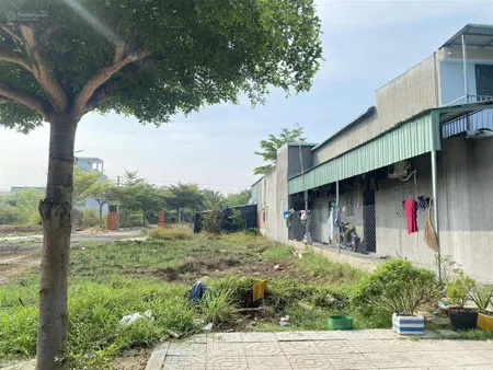 Bán gấp thu hồi vốn 415tr/100m2, ngay đường nguyễn huệ, gò công, tiền giang, shr, mt đường nhựa 6m