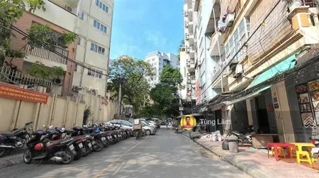 Ảnh thật mt 8m phố đại cồ việt trần khát chân, ngõ to hơn phố, khu vp
