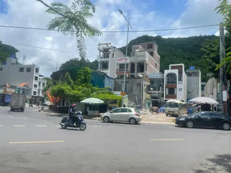 Chính chủ gửi bán lô đất vàng trung tâm cát bà, vị trí ngã 3 hồ tùng, mặt tiền 11,5m 3 mặt thoáng