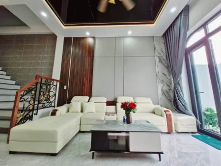 CƠ HỘI HIẾM! NHÀ PHỐ 85M² - 2 TỶ 1 - SỔ HỒNG TRAO TAY