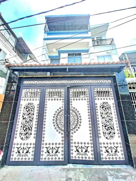 👍👍👍BÁN NHÀ 3 TẦNG SỔ HỒNG RIÊNG - 4PN - GẦN CHỢ - TT.NHÀ BÈ