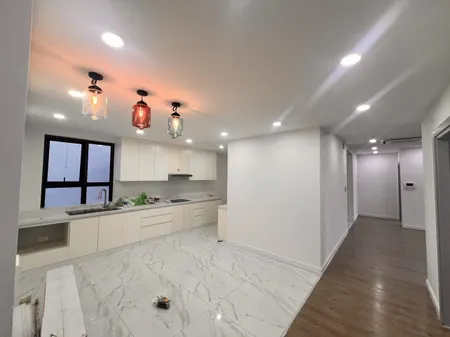 GIA ĐÌNH CẦN BÁN CĂN HỘ 4PN TẠI DỰ ÁN GOLDMARK CITY