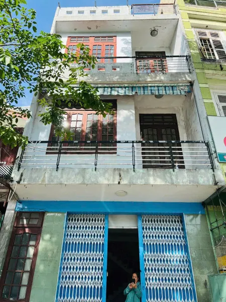 Bán nhà 3 tầng, 6 phòng, kiên cố mặt tiền Nguyễn Hữu Thọ, Phường Hòa Thuận Tây, Hải Châu, Đà Nẵng