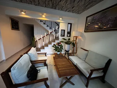 BÁN NHÀ KIỆT 2 Tầng PHỐ TÂY AN THƯỢNG - 4Ngủ - Dòng tiền sẵn - Giá : 4,x Tỷ - Lhlvcc