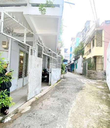 Nhà đường Trường Chinh, Bảy Hiền, Tân Bình, 4.3x13m, 55m2, hơn 6 tỷ TL