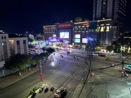 👉40 triệu - CHO THUÊ NHÀ 5 TẦNG MẶT TIỀN TRẦN VĂN HOÀI (Sát bên Sheraton Cần Thơ)