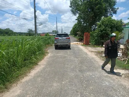 Bán đất giá siêu hời tại xã thạnh tân, 950 triệu, 405 m2 sát núi bà đen