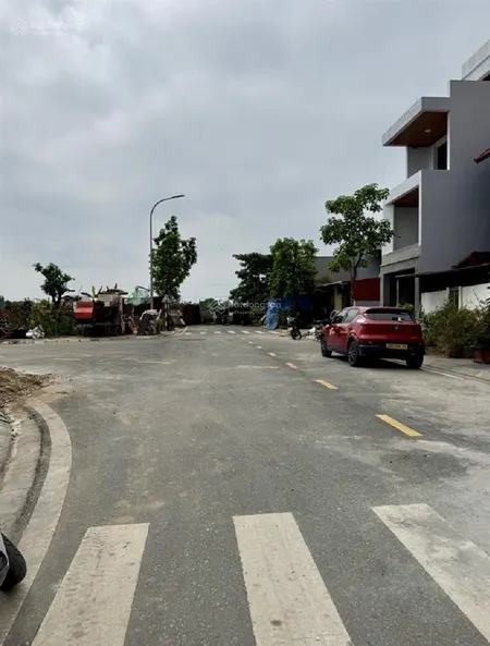 Bán gấp đất f0 view nhà văn hoá, cạnh khu đấu giá dục tú, sát đường dẫn cầu tứ liên.
