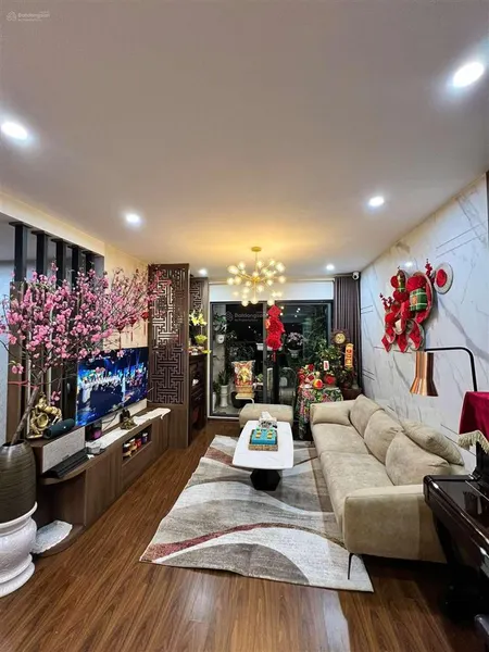 Hà nội homeland bán căn góc 3pn ban công đn mới đẹp.