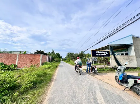 Bán đất 288m² ngang 15m giá 4.4 tỷ Xã Đức Lập