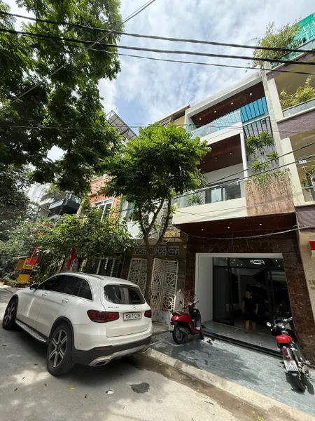 Nhà khu phân lô cao cấp ngay chợ tại Thiên Lôi - Chợ Đôn