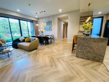 Độc quyền căn góc 3pn masterise trinity square vin op2. view bể bơi resort 5*. rẻ nhất dự án