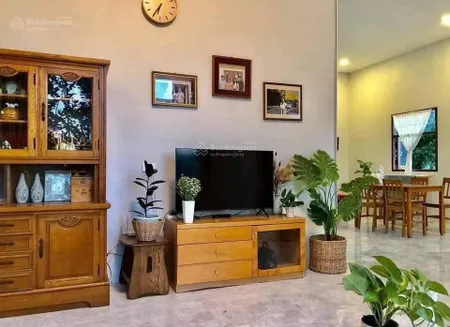 Bán căn hộ giảng võ mặt phố view hồ thang máy ba đình