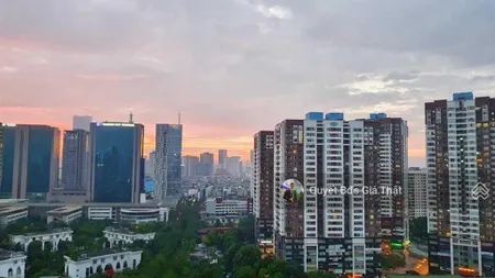 (giá thật) chính chủ bán căn 73m2, 3 phòng ngủ, 2 vệ sinh full nội thất mới đẹp cc hei tower