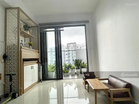 Hàng hot emerald giá 4.53 tỷ cực tốt 2pn 2wc 71m2, view công viên, để lại nội thất xịn sò