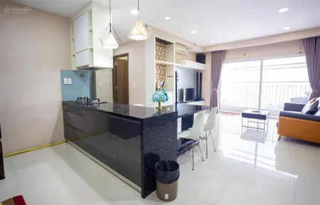 Bán căn hộ sunrise city 2pn, 1wc, diện tích 65m2, giá 5,4 tỷ full nội thất đã có sổ hồng