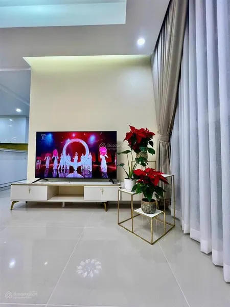 Bán cc star hill, tân phú, q7, hcm, 8,3 tỷ, 102m2, giá siêu hời