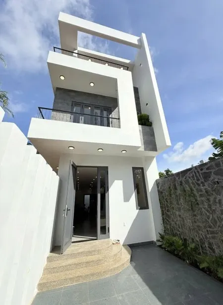 Bán nhà 87.2m² ngang 4.9m giá 4.2 tỷ Phường Ea Kao