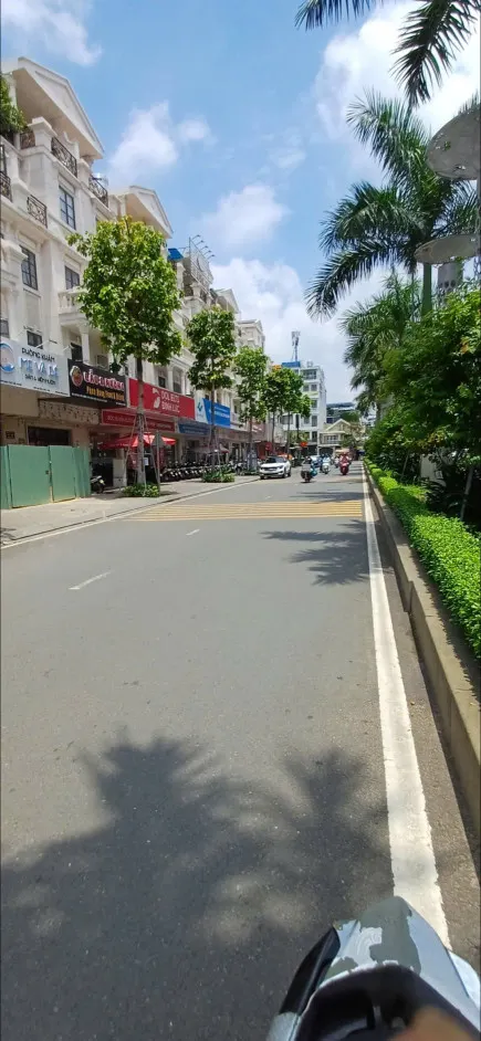 BÁN NHÀ HẺM XE HƠI - NGUYỄN OANH – GÒ VẤP - 70M² – 3 TẦNG – GIÁ CHỈ :6.5 TỶ