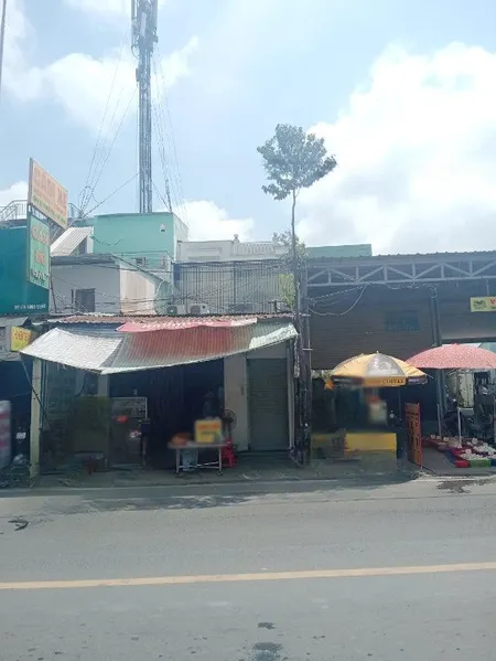 Nhà mặt tiền kinh doanh Phạm Hùng gần siêu thị Satra