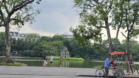 Bán mảnh đất vip phố hàng bài, đinh tiên hoàng, hoàn kiếm, dt 250m2, mt 6m, hiếm nhà bán.
