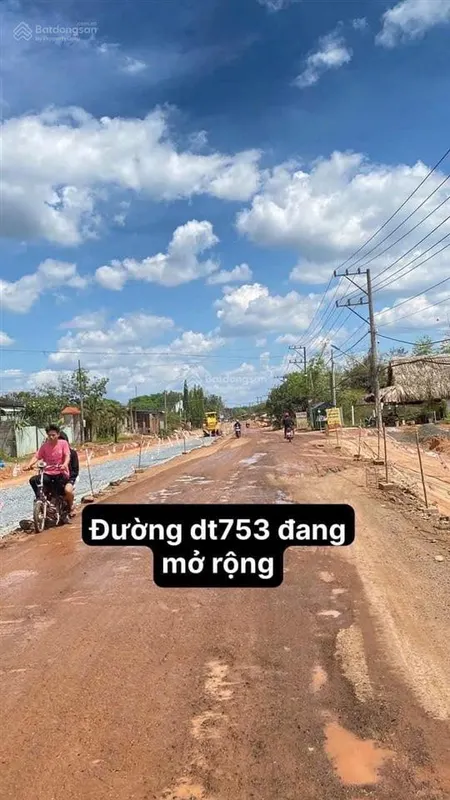 Đất sát ngay đường tỉnh 753 nối sân bay long thành, lô góc 2 mặt tiền chính chủ muốn bán 235 triệu