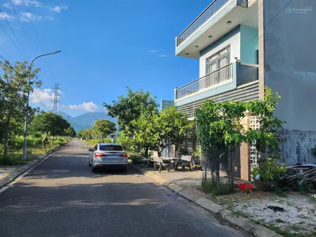 Đất hai mặt tiền khu đô thị golden hills city giá chỉ 3.8 tỷ diện tích 150m2 liên chiểu đà nẵng.