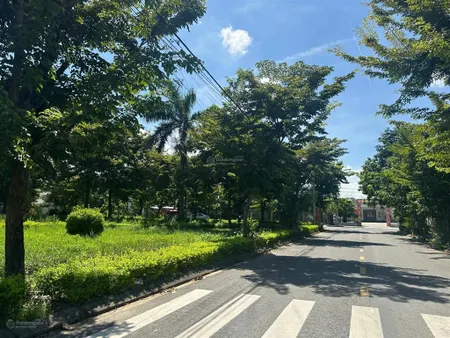 Lô góc 2 mặt tiền đẹp, view công viên, góc đường thanh lương 24 và phạm xuân ẩn ngang 13,5m