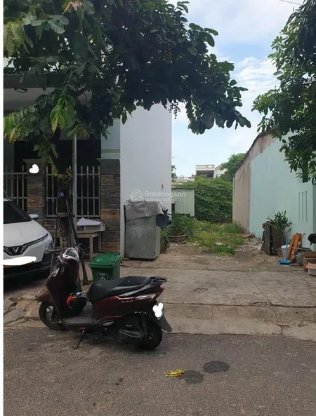 Cần bán lô đất mt nguyễn huy tự.đà nẵng