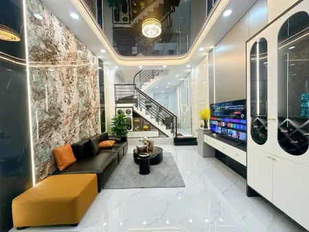 NHÀ PHỐ THIẾT KẾ HIỆN ĐẠI BÁN TẢI CHẠY 1 LÈO TRƯỚC NHÀ ĐƯỜNG THÔNG NGUYỄN THỊ KIÊU P THỚI AN Q12