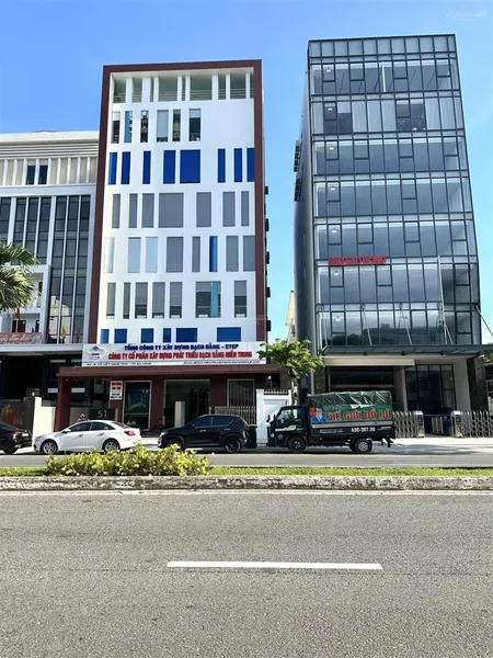 Bán đất 2mt xô viết nghệ tĩnh vị trí đắc địa, kinh doanh. dt 158m2 ngang 7,5m. giá 28 tỷ