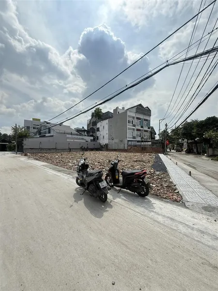Còn mấy lô đất mặt tiền đường đầu tư